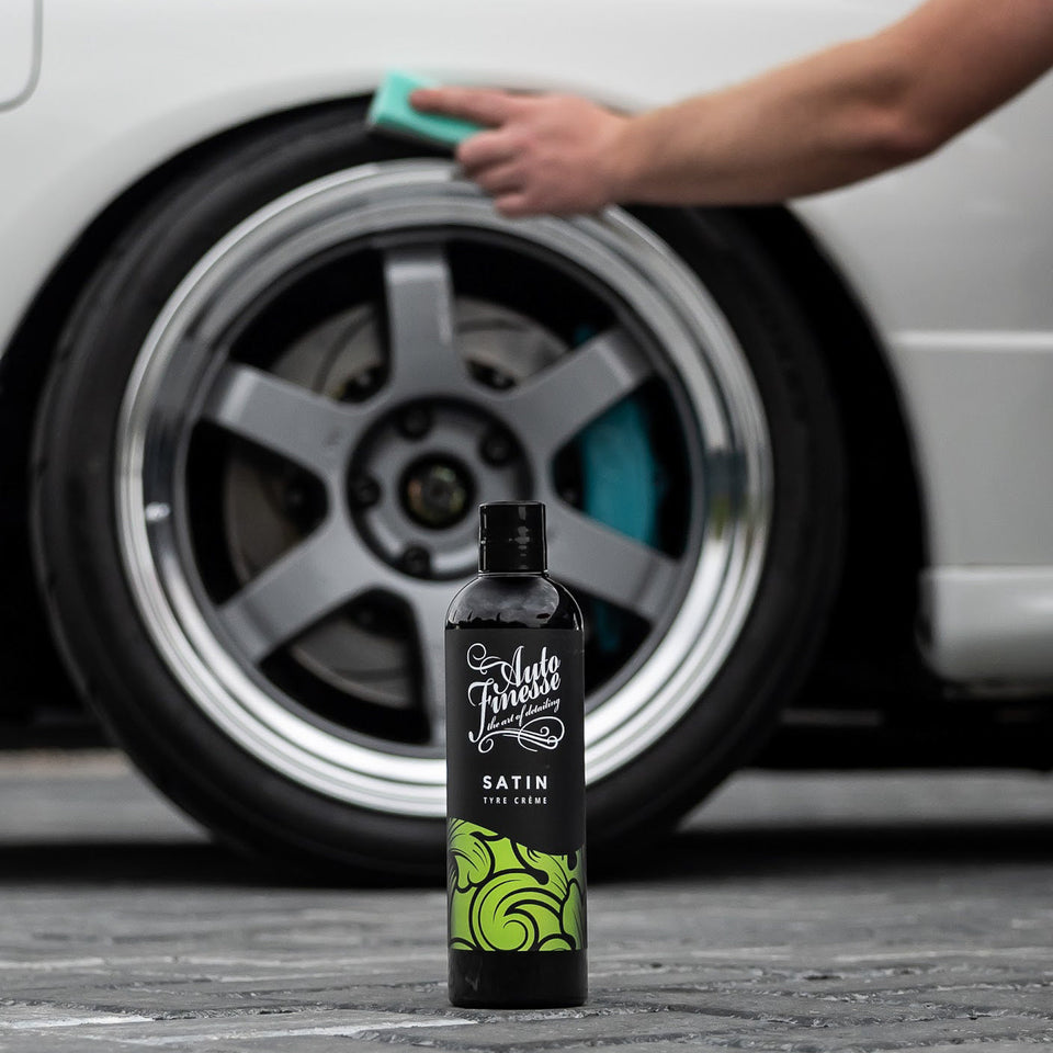 Signature Detailing Kit