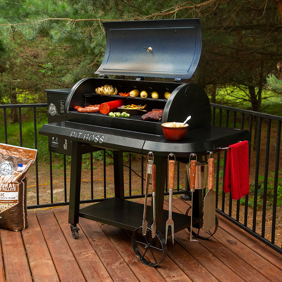 1000R2 Pellet Grill (w/ Sear Slide)