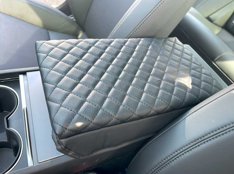 2024-2026 Tesla Model Y Juniper / Model 3 Highland Armrest Cover
