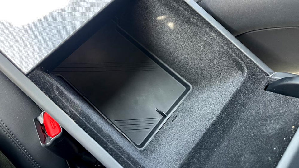 2024-2026 Tesla Model Y Juniper / Model 3 Highland Armrest Storage Pad