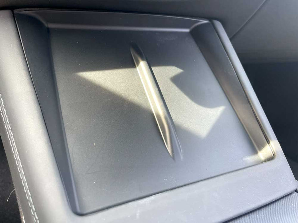 2024-2026 Tesla Model Y Juniper / Model 3 Highland Center Console Charging Pad