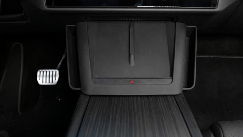 2022-2026 Tesla Model S / X Charging Pad with Side Storage