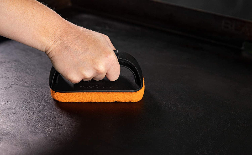 5060 Grill & Griddle Kit 8 Pieces Premium Flat Top Grill Accessories Cleaner Tool Set-1 Stainless Steel 6 Scraper. 3 Scouring Pads. 2 Cleaning Bricks. and 1 Handle. Black